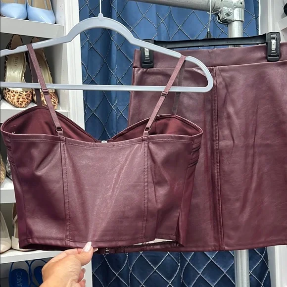 2 piece faux leather skirt and top. Burgundy. Like new, never worn. Size medium. - Picture 4 of 4